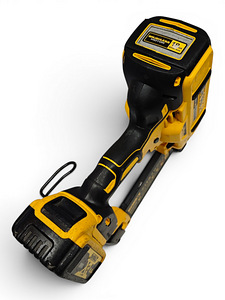 Naelapüstol Dewalt DCN680 + aku 5.0Ah (5 foto / 5)