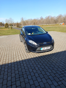 Ford Fiesta (4 foto / 5)