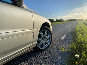 Volvo v70 d5 (7 фото из 14)