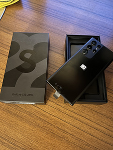 Samsung S22 ultra galaxy must (2 foto / 2)