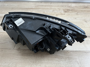 Esituli mercedes benz CLA 2013-2016 (3 foto / 3)