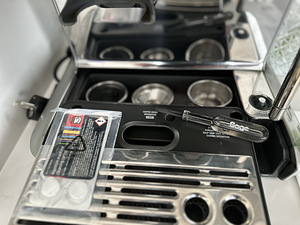 Sage Barista Touch SES880 kohvimasin (8 foto / 10)