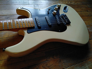 Samick Standard Stratocaster Japanese Domestic Model MIK (2 foto / 10)