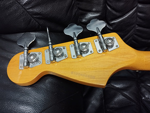 S. Galaner Jazz Bass Redburst (4 foto / 6)