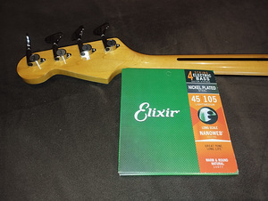 Samick “Spaghetti” logo Medium Scale Precision Bass (7 foto / 9)