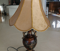 Настольная лампа в ретро стиле