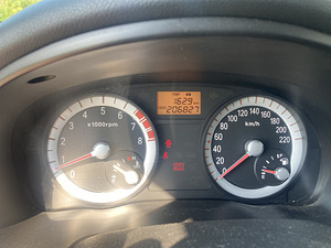 Kia Rio (9 фото из 9)