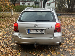 Toyota Avensis 1,8 95kw (7 foto / 10)