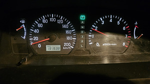 Mitsubishi Pajero sport (8 foto / 10)