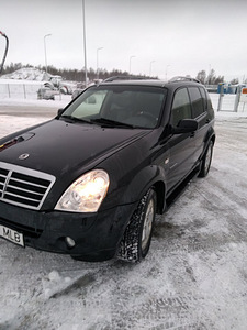 SsangYong Rexton (1 foto / 6)