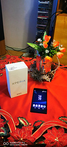 Sony XPERIA XZ (2 фото из 2)