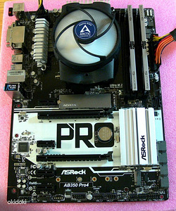 AsRock AB350 Pro4, Ryzen 5 3400G, DDR4 16GB, SSD 250GB M.2 (5 foto / 10)