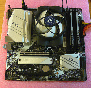 AsRock B550M Pro4,Ryzen 5 3400G,DDR4 RGB 16GB,SSD 250GB M.2 (4 foto / 10)