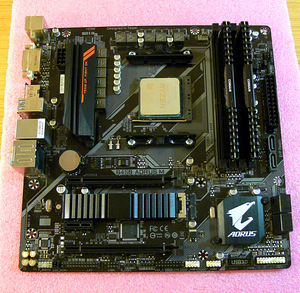 Gigabyte B450 Aorus M,Ryzen 5 3600,DDR4 16GB,SSD M.2 256GB (5 фото из 10)