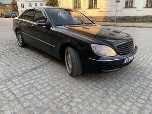 Мерседес Бенц S320 (3 фото из 9)