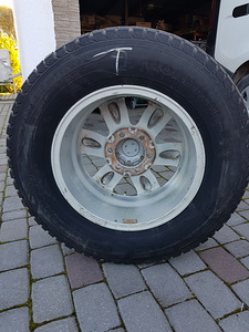 Hilux 4 шт. (3 фото из 7)