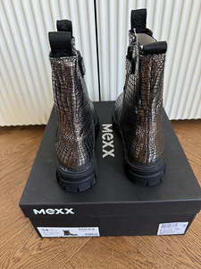 Новые ботинки Mexx р.34 (2 фото из 3)