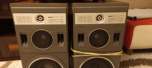 Audiokomplekt. 2 esikõlarit + 2 tagakõlarit + võimendi (3 foto / 10)