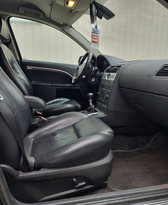 Ford Mondeo 2.2 114kW (7 foto / 9)