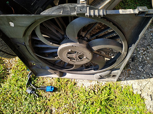 4 radiatorid ja ventiljätor Jaguar S-XF (1 foto / 10)
