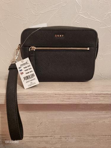 Сумка DKNY, косметичка, сумка на запястье (фото #1)