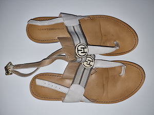Tommy Hilfiger sandaalid (3 foto / 5)