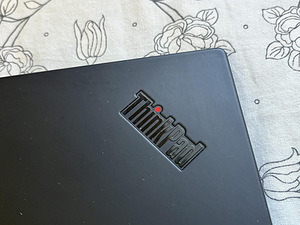 14" Lenovo ThinkPad X1 Carbon i5-8350U (3.60 GHz) sülearvuti (7 foto / 10)