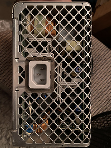 Блок питания для Mac Pro (3 фото из 4)
