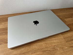 MacBook Pro 16 M2 Pro 16Gb (2 foto / 2)