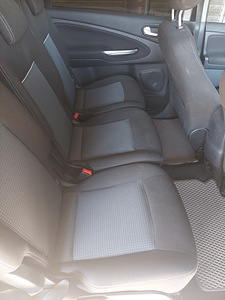 Ford s max (7 фото из 8)