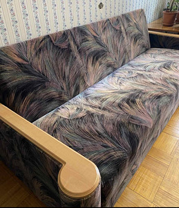 Диван+ два кресла (2 фото из 9)