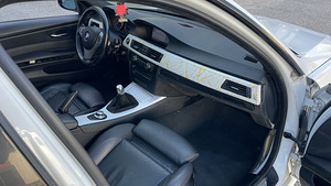 BMW e91 на запчасти (7 фото из 8)