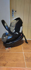 Turvahäll koos Cybex isofix alusega (4 foto / 7)