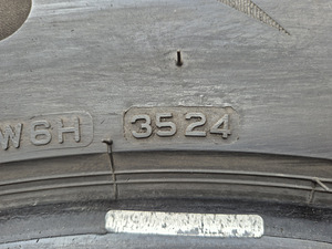 R19 Bridgestone 265/55/19 - 2tk - DOT24 - paigaldus (2 foto / 2)