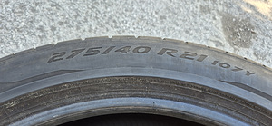 R21 X5 E70 F15 erilaiused 275/40/21 & 315/35/21 Pirelli (2 foto / 4)