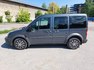Ford Tourneo Connect 1.8 85kW (9 foto / 11)