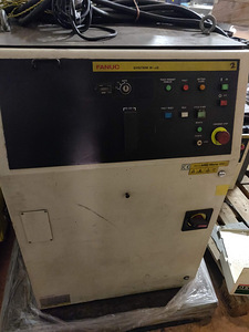 Tööstusrobot Fanuc ARC Mate 100i / M6i 1999a. (3 foto / 4)