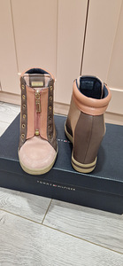Tommy Hilfiger kingad, suurus 37. (2 foto / 2)