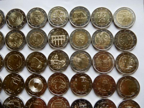 72 разные памятные монеты номиналом 2 евро (фото #3)