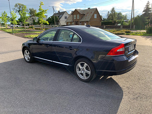 Volvo S80 D3 Summum (4 foto / 15)
