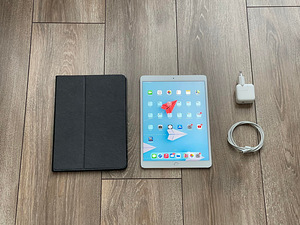 iPad PRO 10.5 ( 256 GB, 120HZ ProMotion) defekt (1 foto / 3)