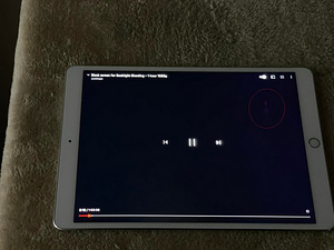 iPad PRO 10.5 ( 256 GB, 120HZ ProMotion) defekt (3 foto / 3)