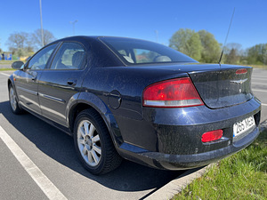 Chrysler Sebring V6 149kW 2004a (4 foto / 11)