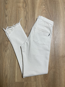 Оригинальные джинсы Saint Laurent (4 фото из 5)