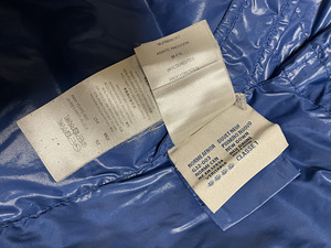 Originaal Moncler jope (5 foto / 5)