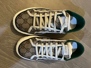 Оригинальные кроссовки Gucci (5 фото из 5)
