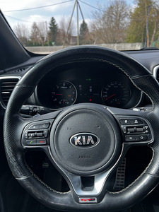 Kia Sportage (11 foto / 13)