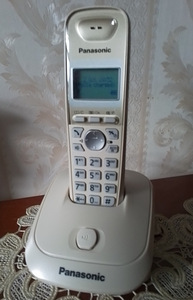 Lauatelefon uus (1 foto / 2)