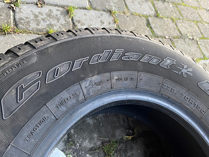 ШИНЫ 225/70R15C M+S (4 фото из 5)