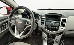 Chevrolet Cruze 2.0 92kW Diisel 2010a. (6 foto / 6)